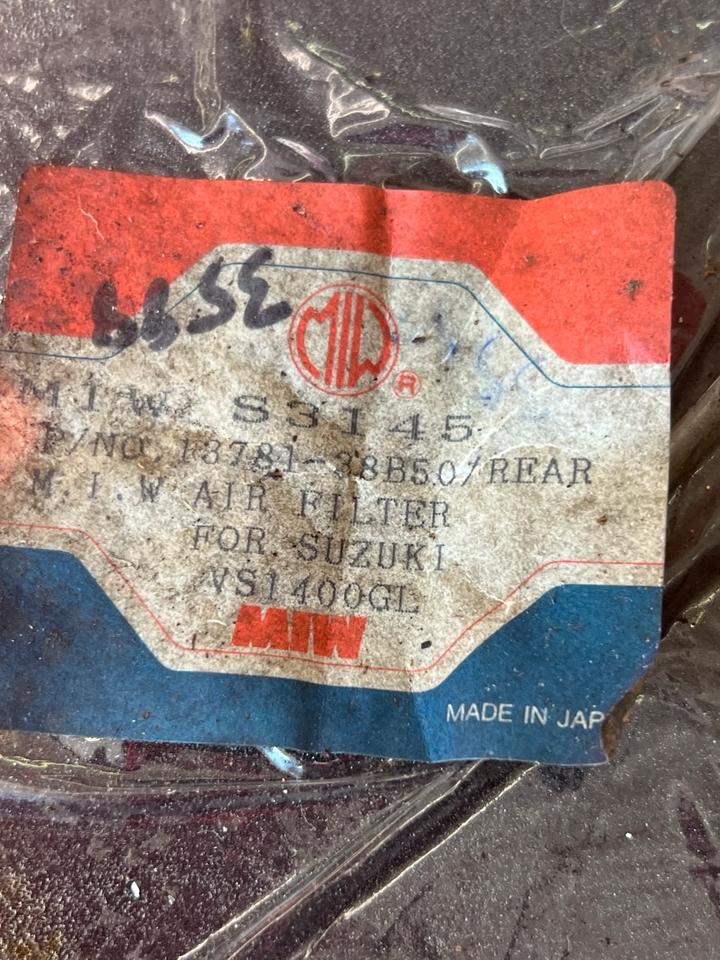 Suzuki VS 1400 Luftfilter 13781-38B50 hinten