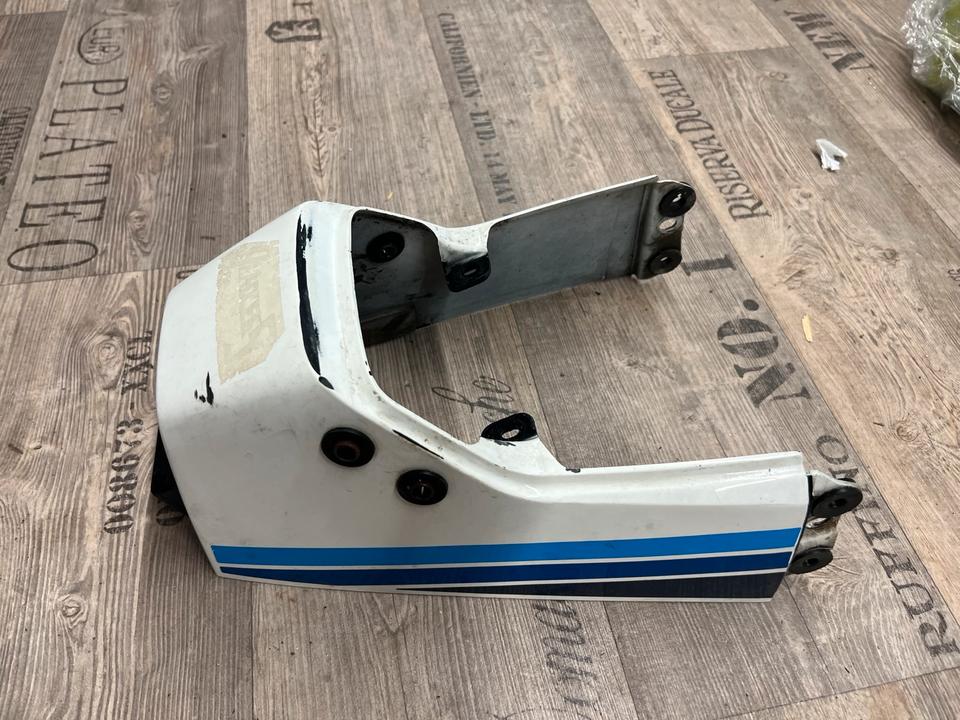 Suzuki RG 80 heckverkleidung 49€