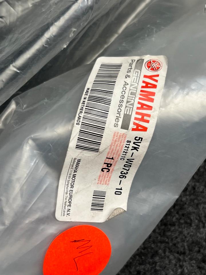 Yamaha XT660R XT660X Gepäckträger neu 5VK-W0736-10-00
