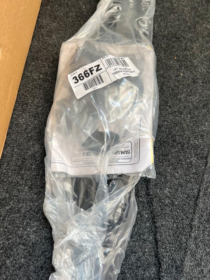 Yamaha FZ8 kofferträger Platte monorack neu 80€