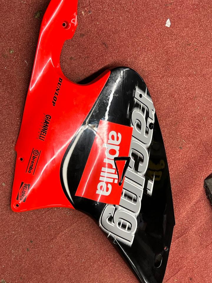 Aprilia RS 50 Verkleidung rechts dis 103060 neu 90€
