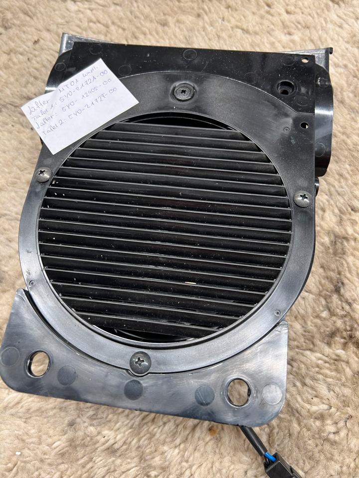 Yamaha MT01 Lüfter neu Yamaha 5YU-12405-00-00