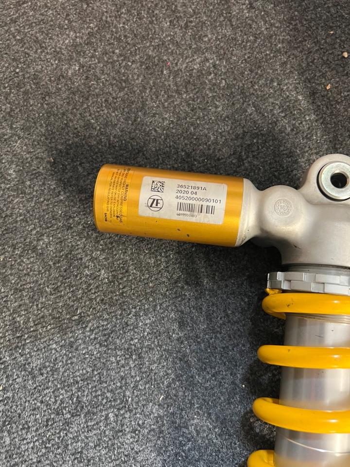 Ducati Panigale V4 Stoßdämpfer hinten 2500 km alt