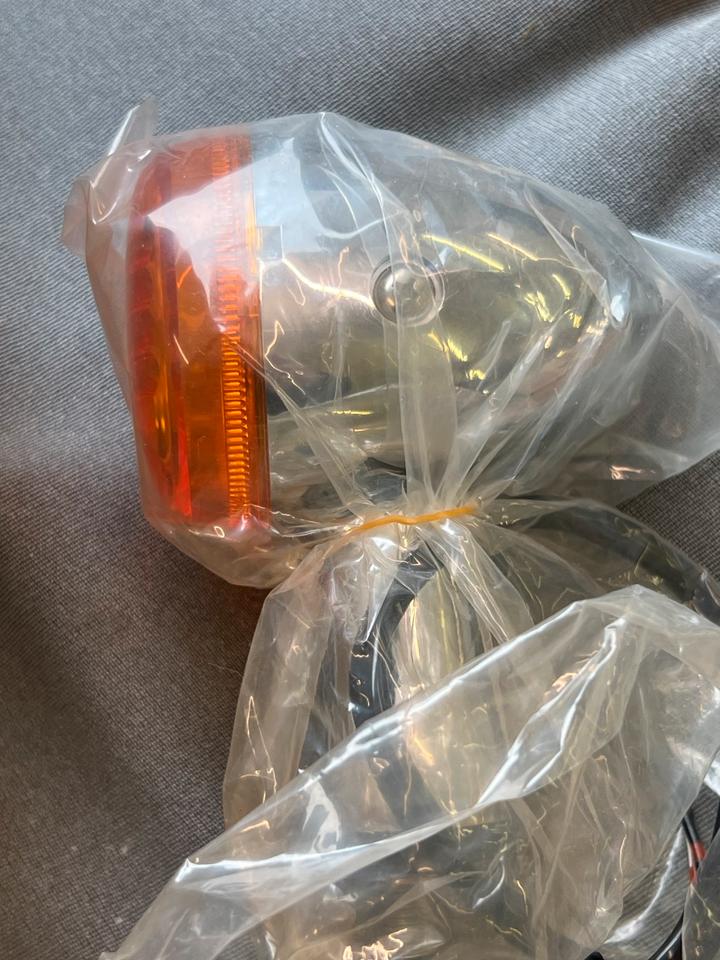Suzuki VL 800 Intruder Blinker vorne links