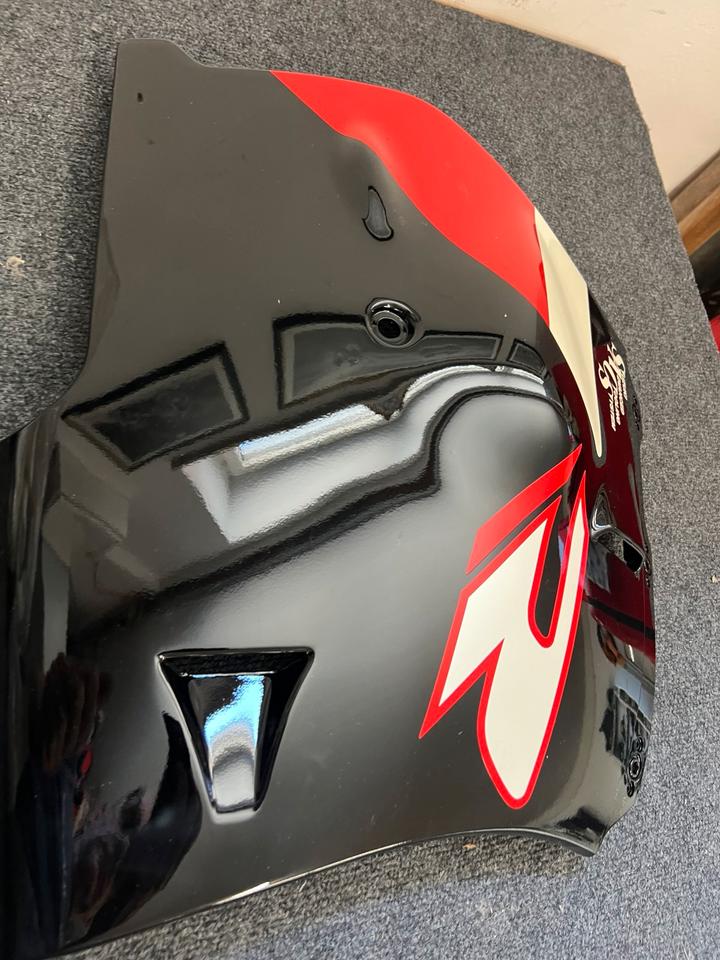 Suzuki gsxr 1100 Verkleidung neu Orginal 94471-06B0