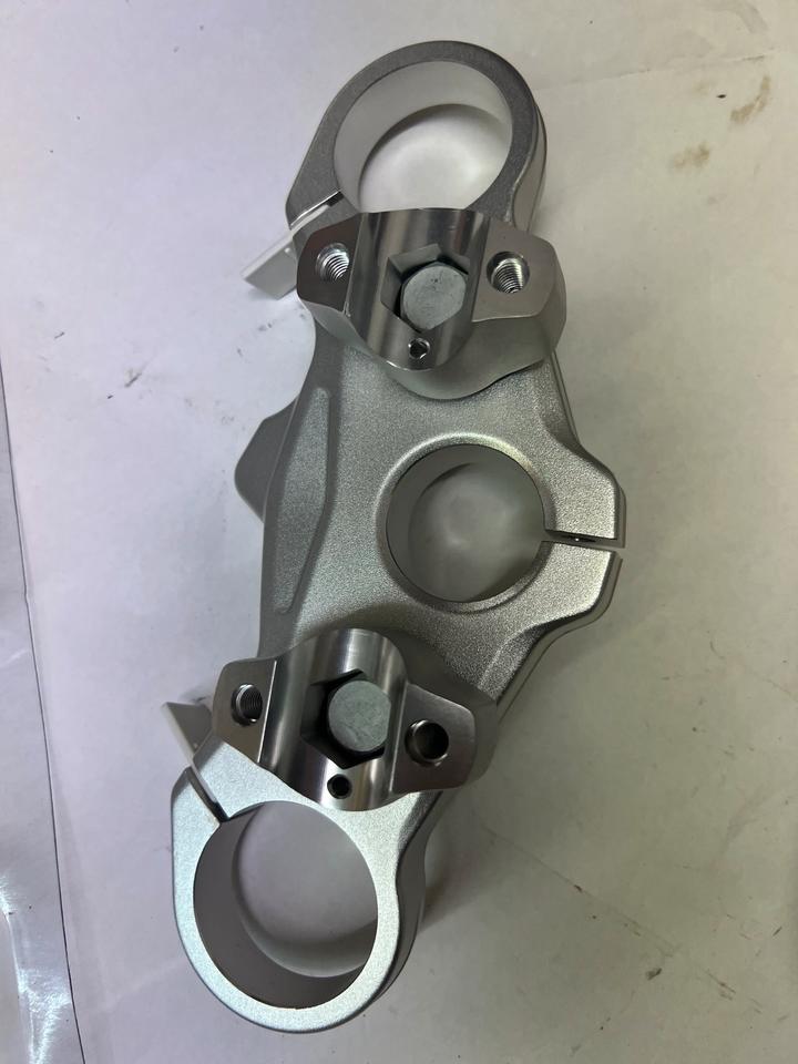 Mv Agusta brutale 800 Gabelbrücke Gabel Brille 8000B6245 neu