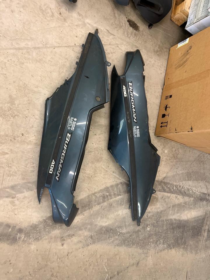 Suzuki AN 400 Burgmann Verkleidung je 50€