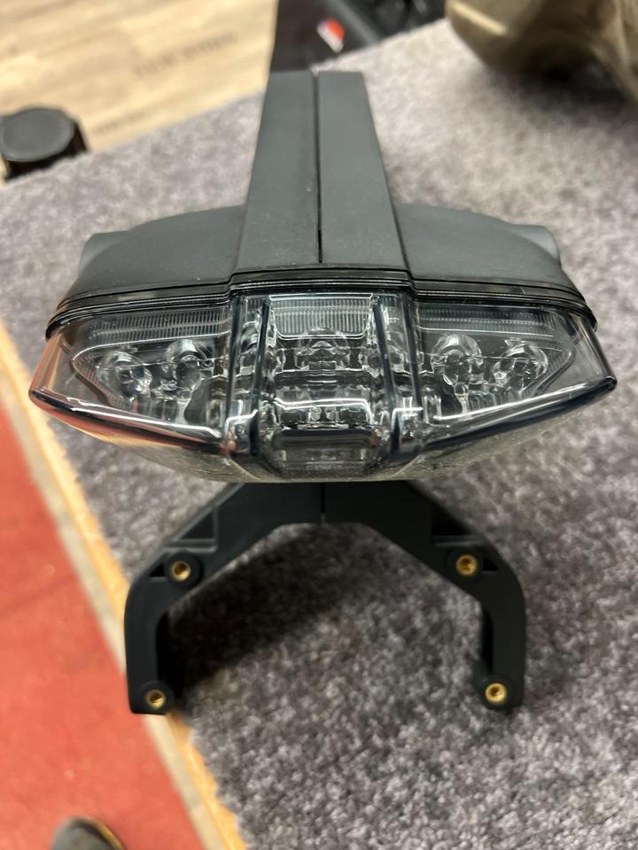 Ktm 790 Duke Rücklicht Kennzeichenhalter neuwertig 50€