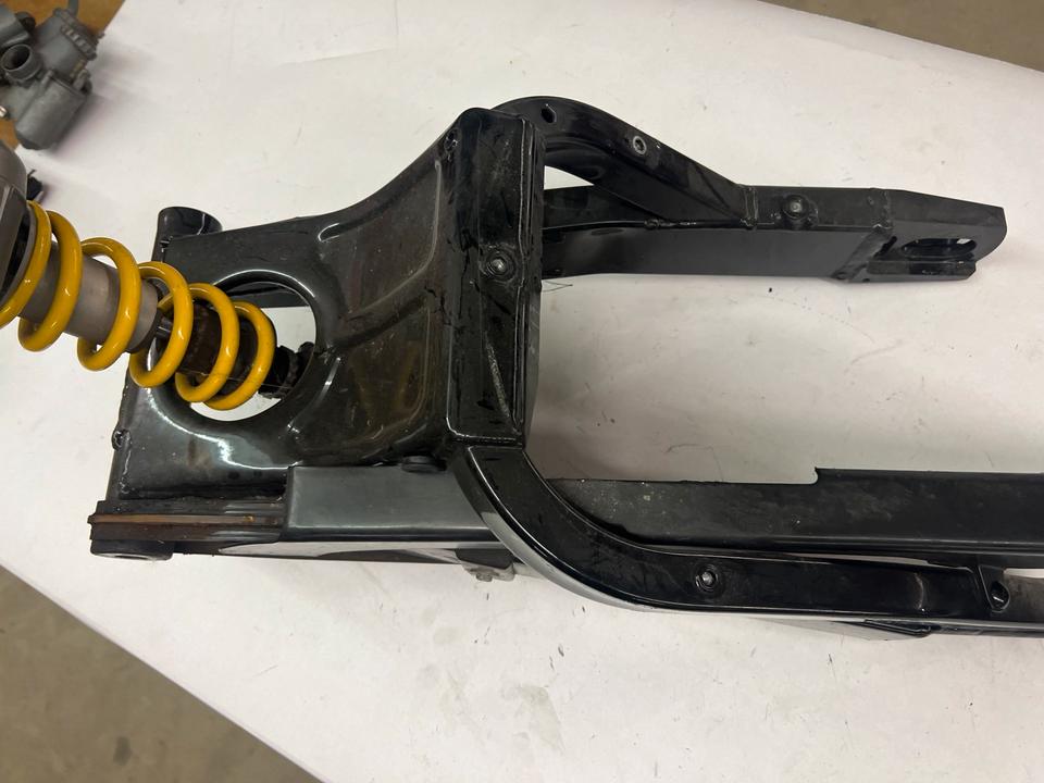 Schwinge Stoßdämpfer Yamaha r6 typ rj03 80€