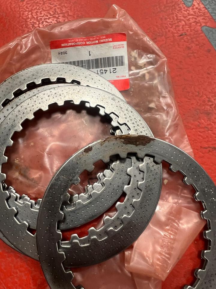 Suzuki 21451-31E10-000 reibscheiben Bandit 1200 neu 40€