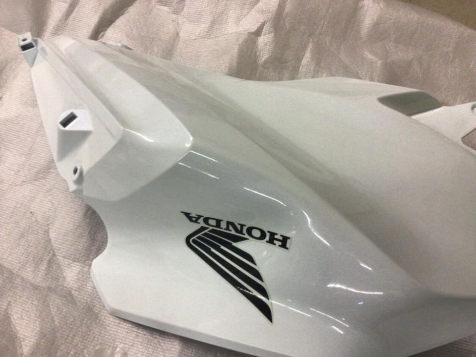 Seitenverkleidung Honda cbf 125 70€ 2020 Modell