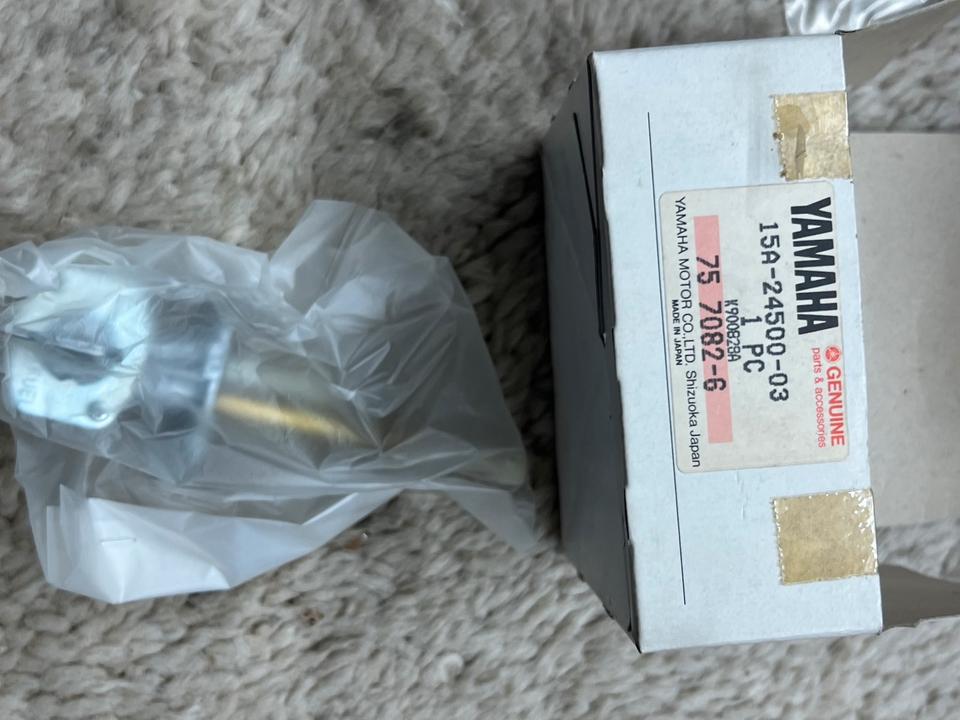 Yamaha TW 125 200 DT 50 MX Benzinhahn 15A-24500-03