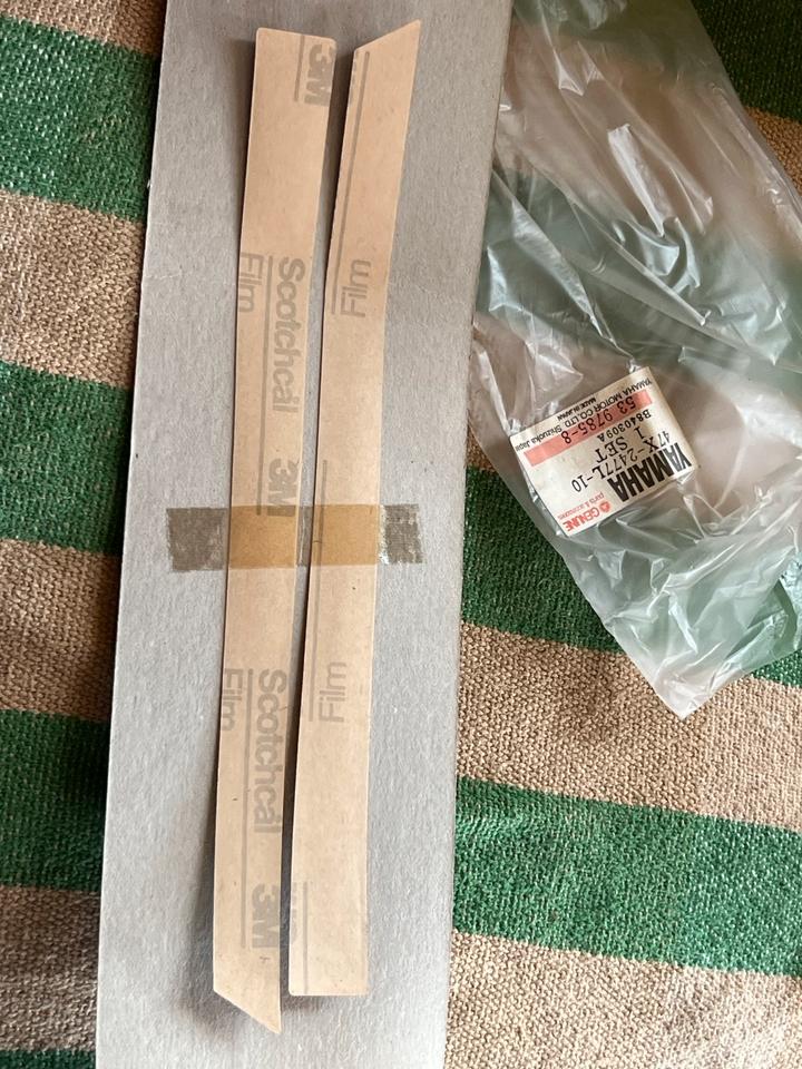Yamaha RD 500 47X-2477L-10 Aufkleber neu