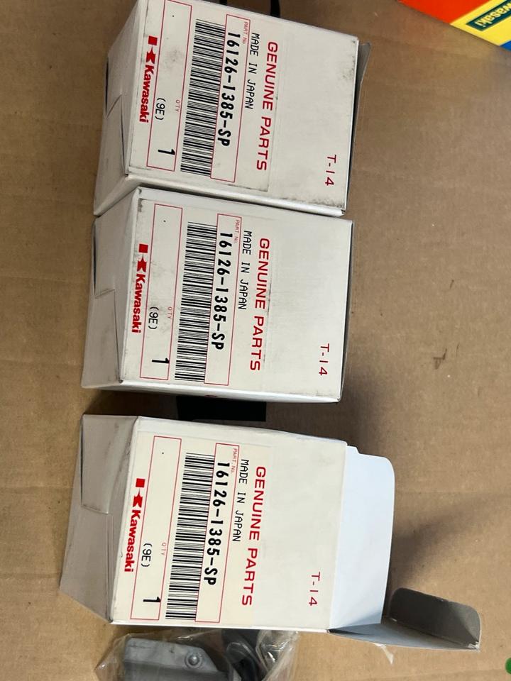 Kawasaki ZR 7 gasschieber neu 16126-1385-SP