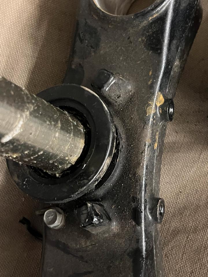 Kawasaki Z 1000 Gabeljoch 60€