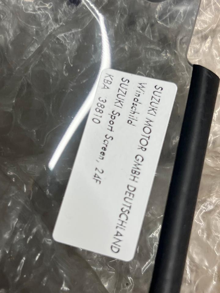 Suzuki Hayabusa gsxr 1300 Windschild Spoiler Scheibe neu 50€