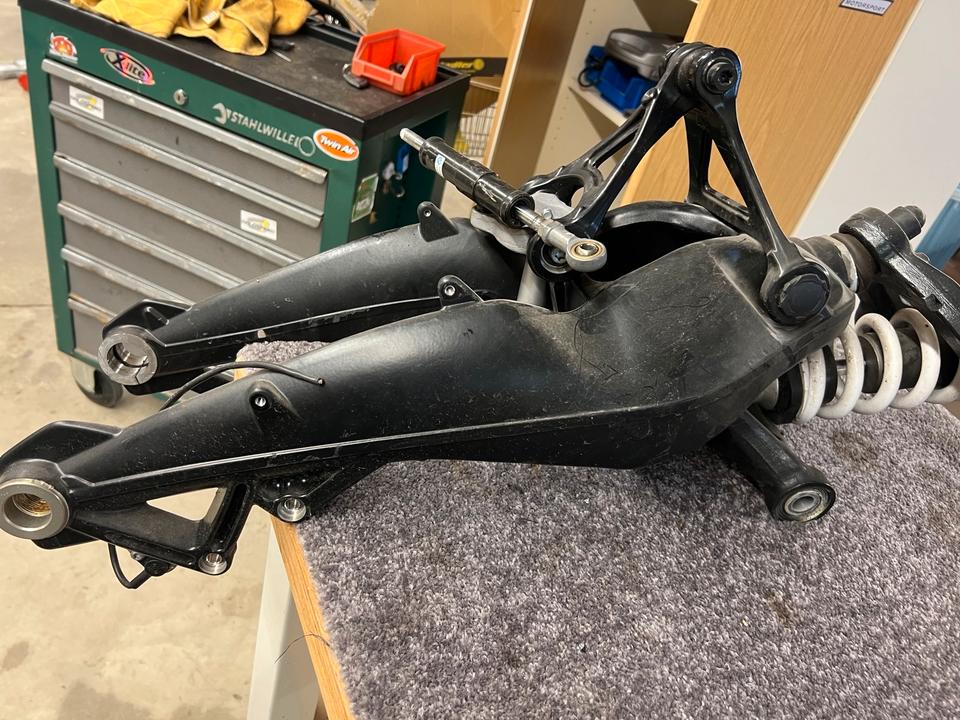 Bmw k 1200 S Gabel vorne komplett 200€