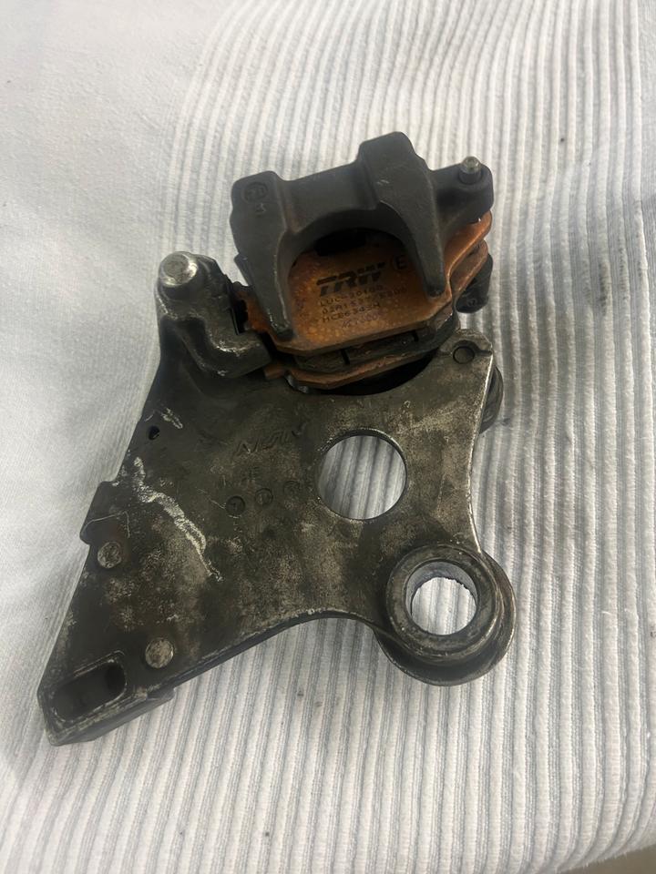 Honda cbr 900 sc 33 Bremssattel hinten bremszange hinten 50€