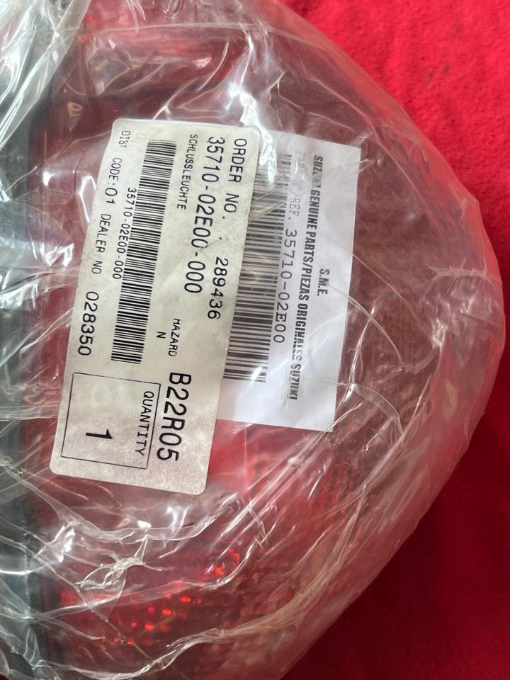 Suzuki AY 50 Katana Rücklicht 35710-02E00-000 neu