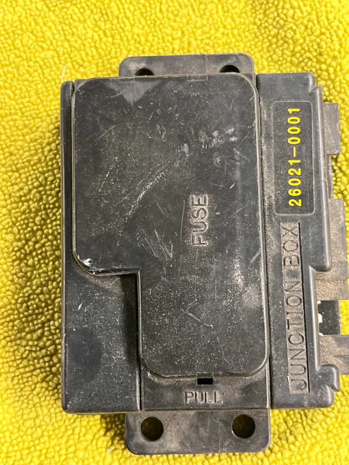Kawasaki Z 1000 2004-2005 Sicherungskasten 20€