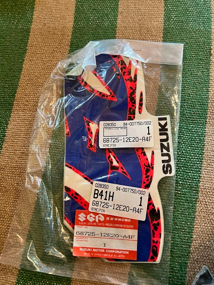 Suzuki dr 650 Aufkleber dekor 68725-12E20-A4F