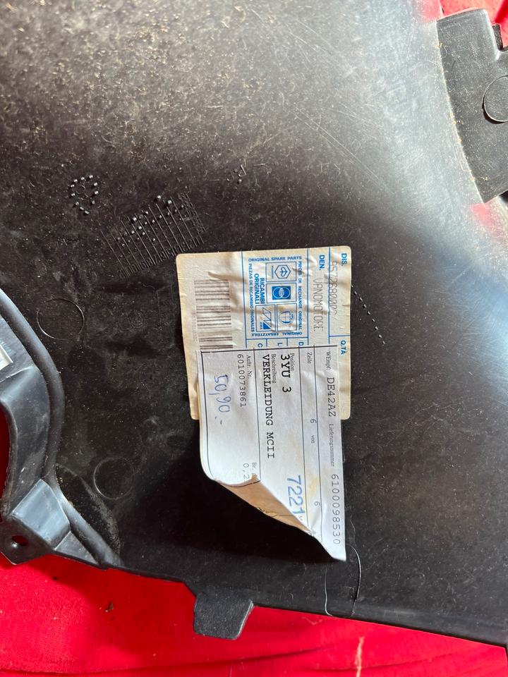 Piaggio nrg Abdeckung Motor 957268000C neu 30€