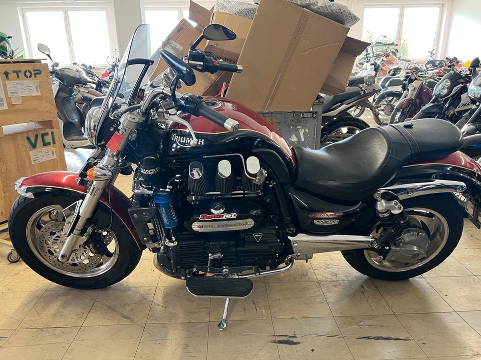 Triumph Rocket 3