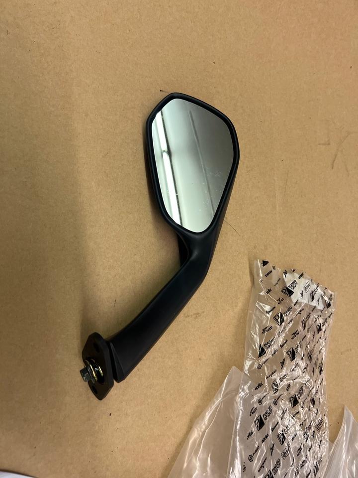 Spiegel links Aprilia rs 125 gp 45€