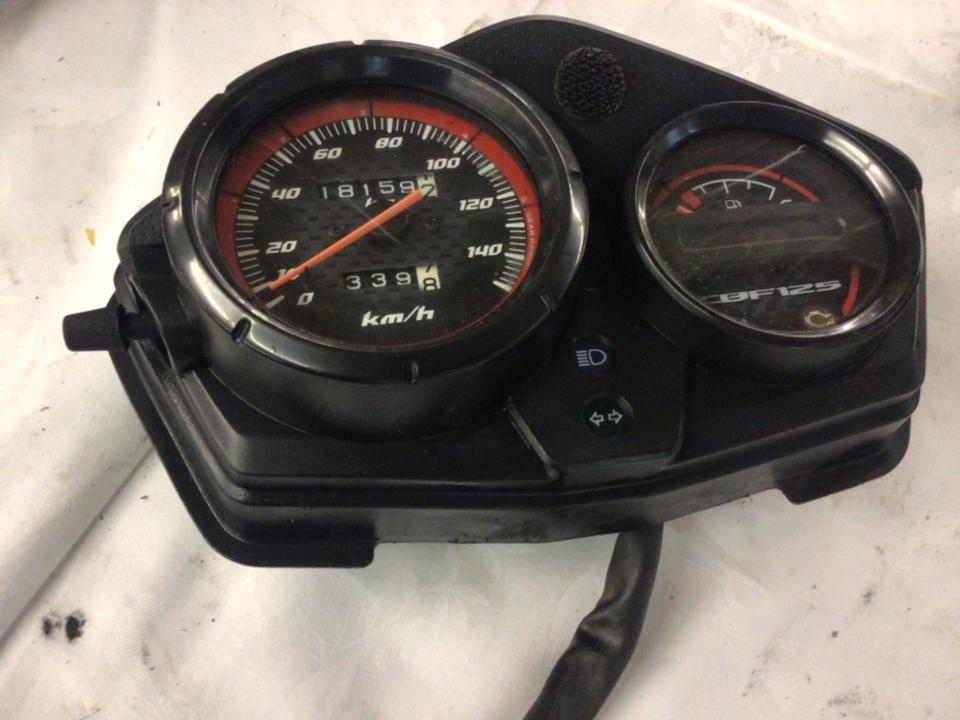 Tacho Honda cbf 125 86€