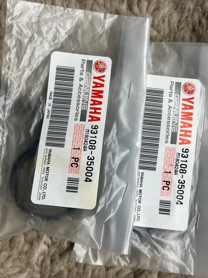Yamaha DT 125 MT07 MT09 simmerring 93108-35004