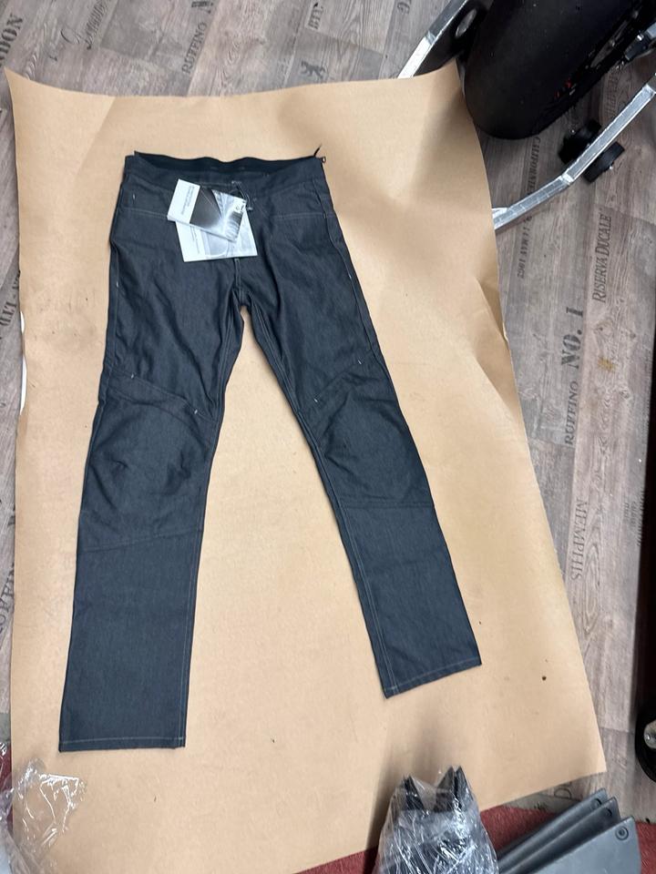 Motorradhose in Dunkelgrau 76 12 8 568 488