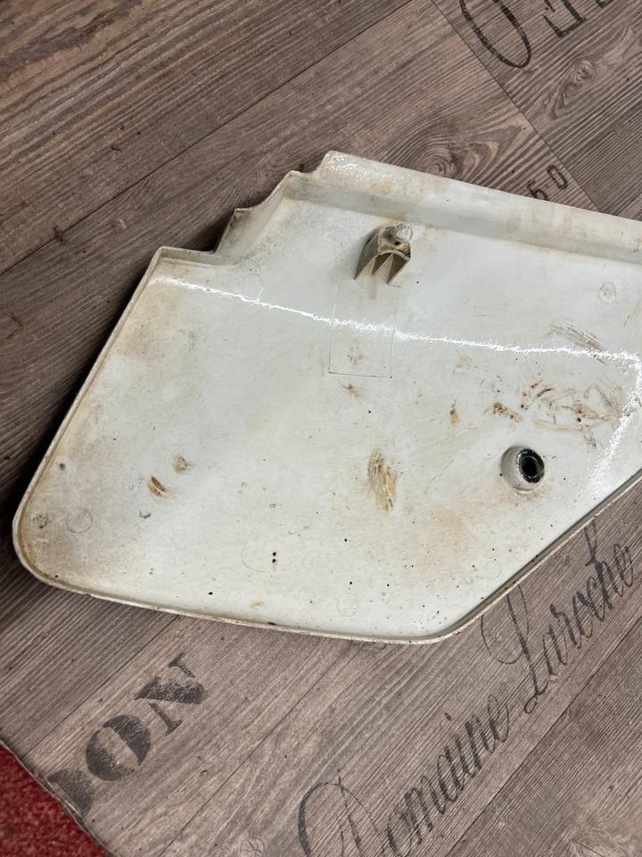 Suzuki DR 350 seitendeckel Verkleidung links 35€