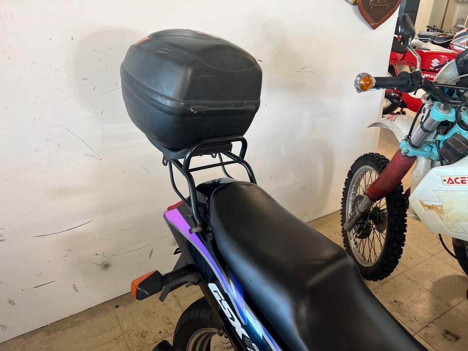 Suzuki gsxf 750 760€