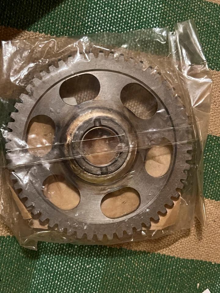 Yamaha TW 125 Zwischenrad 5H0-15517-00 neu