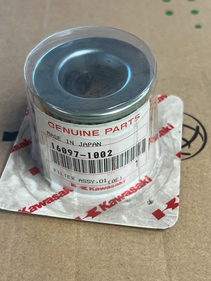 Kawasaki GPZ Ölfilter neu Orginal 16097-1002 10€