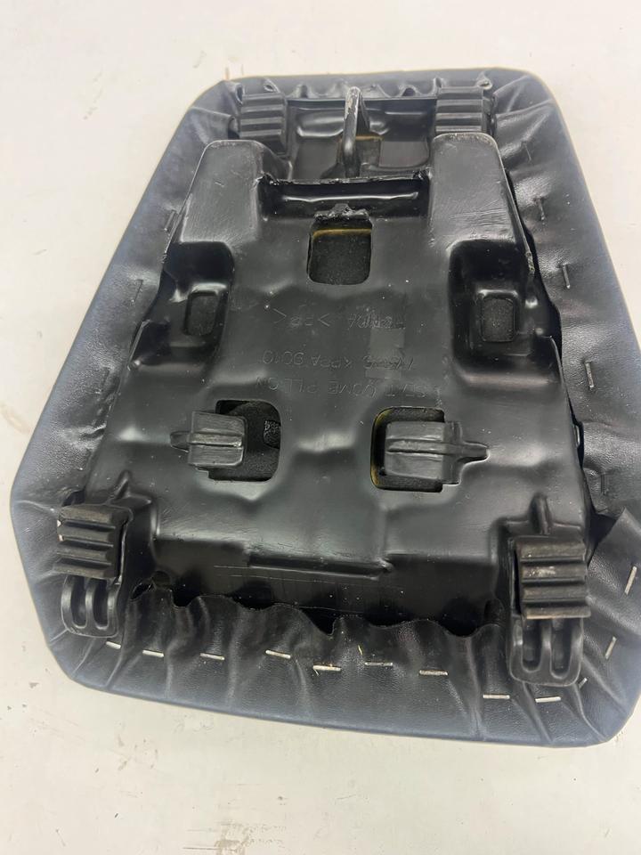 HONDA CBR 125 JC34 Soziussitz Sitz Seat 77300-KPPA-9010 30€