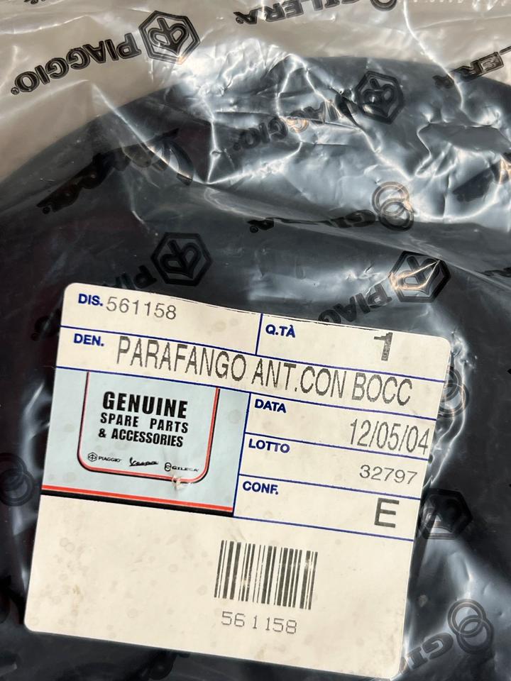 Piaggio nrg 50 Verkleidung 561158