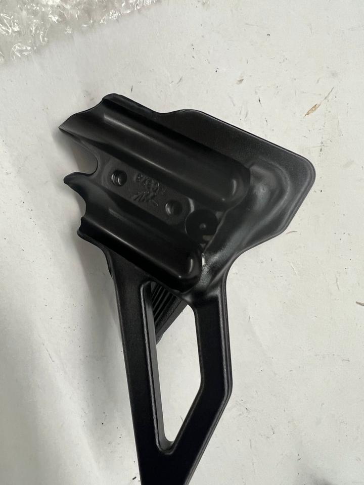 MV agusta Sozius raste mit Halter links neu 60€