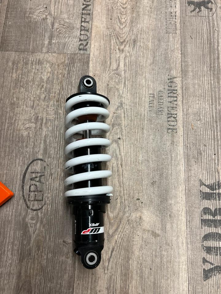 Ktm rc 125 2022 Stoßdämpfer hinten neuwertig 200€