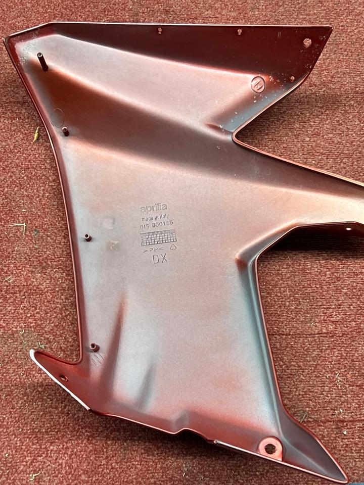 Aprilia caponord 1000 Verkleidung rechts neu DIS 800155
