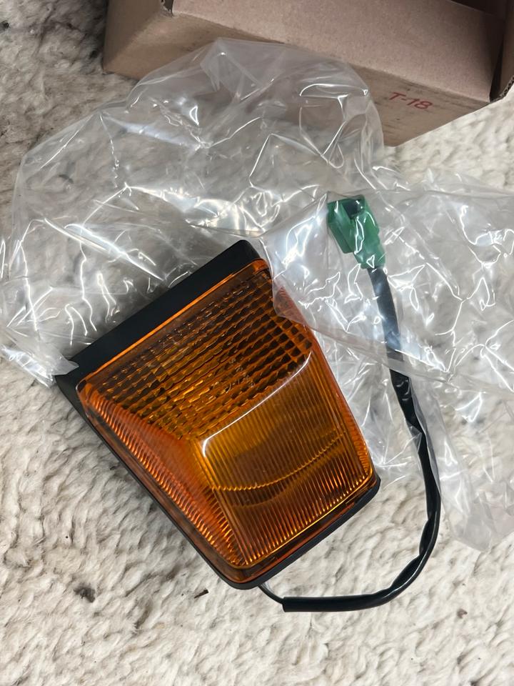 Kawasaki GPX 600 R Original Blinker hinten links 23040-1170