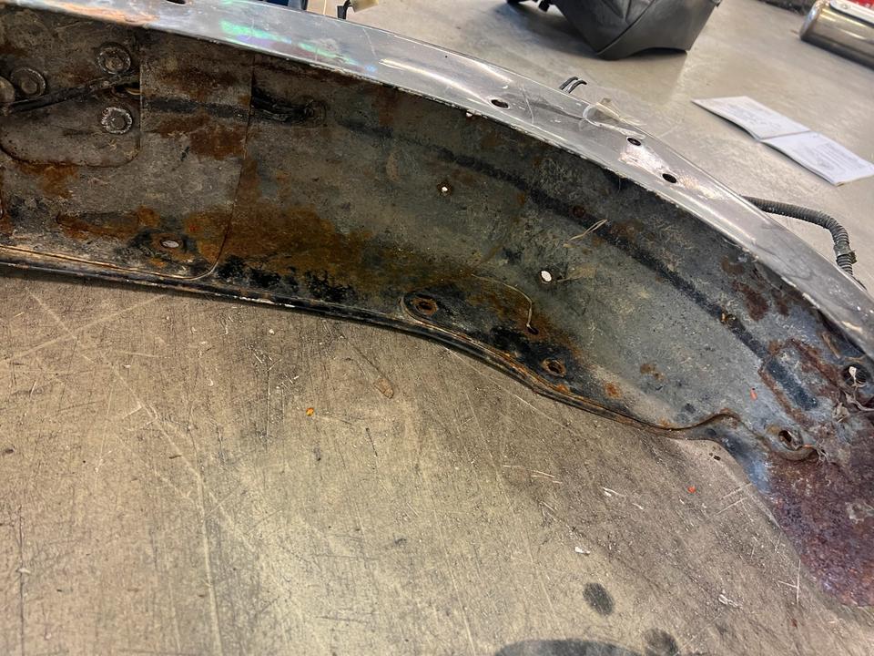 Suzuki LS 650 kotflügl Rücklicht 50€