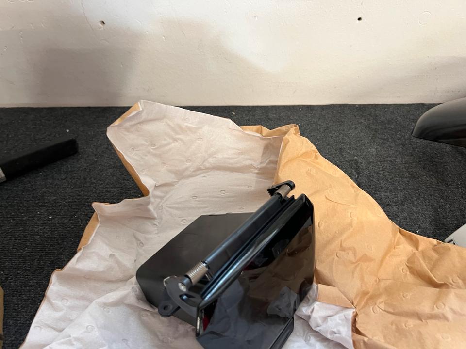 Yamaha FJR 1300 Gepäckfach Box 3P6- 2830N-00-P7 Handschuh Fach
