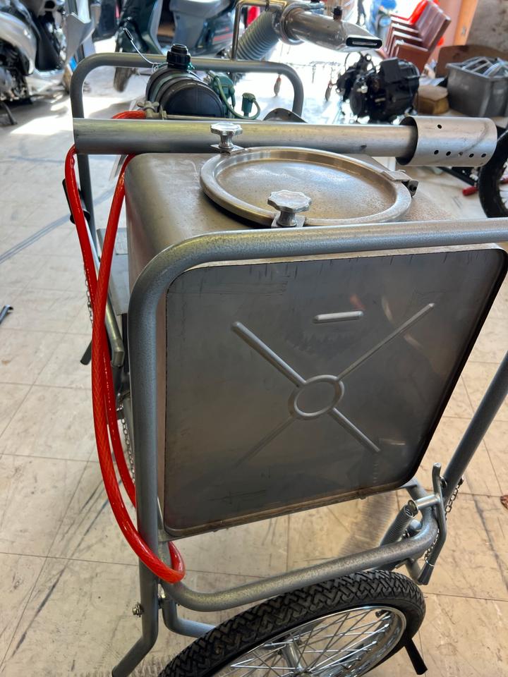 Ducati Atomix Ducati R neu 800€