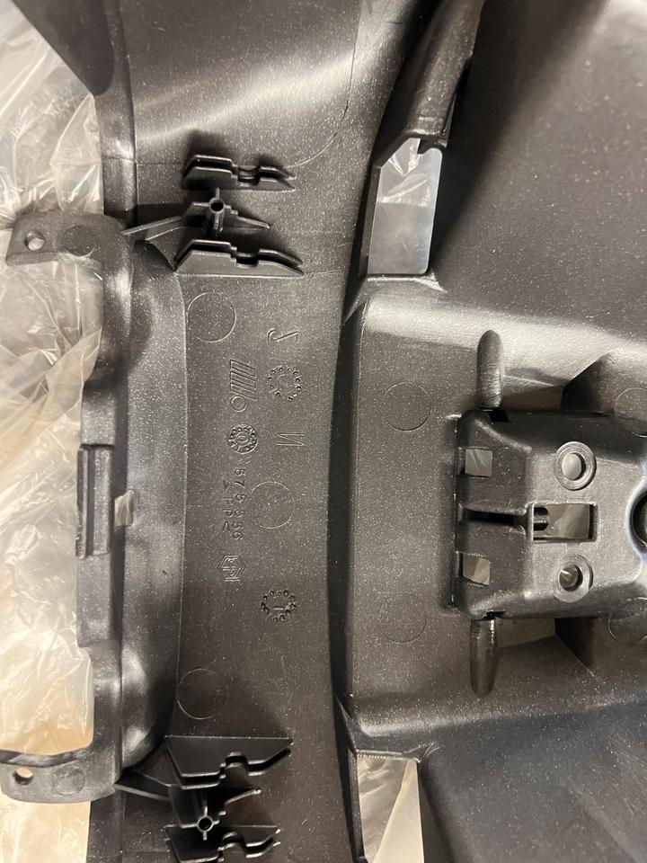 Piaggio X9 GEPACKFACH X9 EVOLUTION für Piaggio - 577752000P