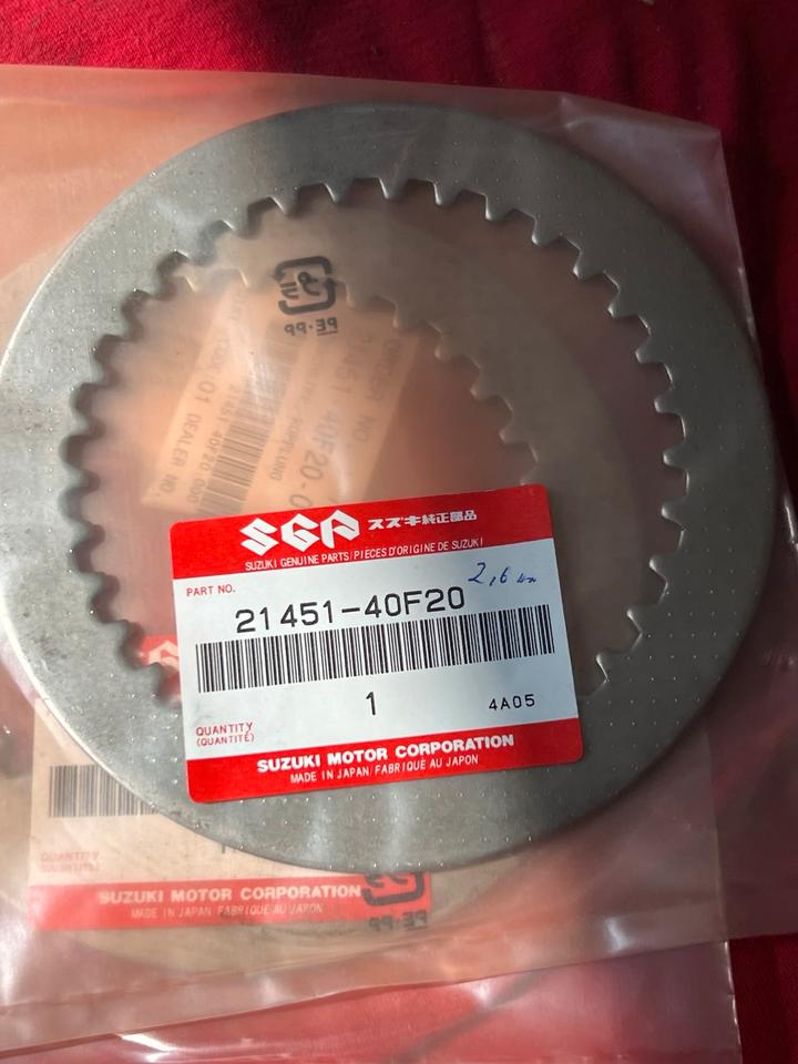 Suzuki GSXR 1000 K1 K2 Kupplung 21451-40F20-000 neu