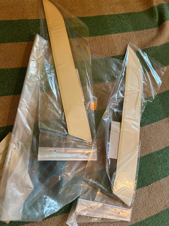 Suzuki GSXR 750 Aufkleber 68650-27A20-064