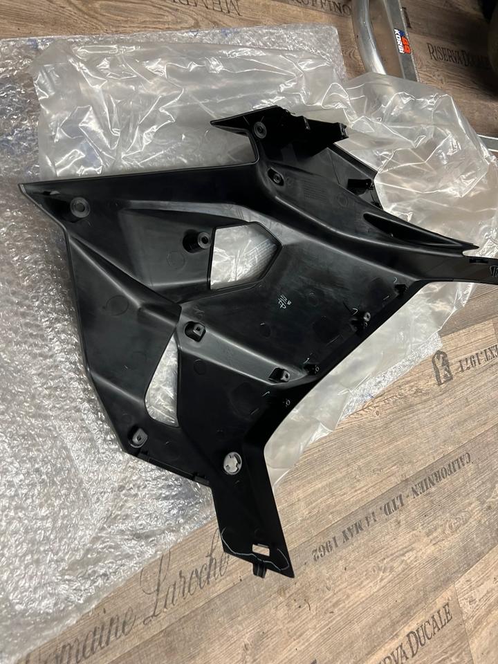 Aprilia RS 457 Verkleidung links neu 2B011161