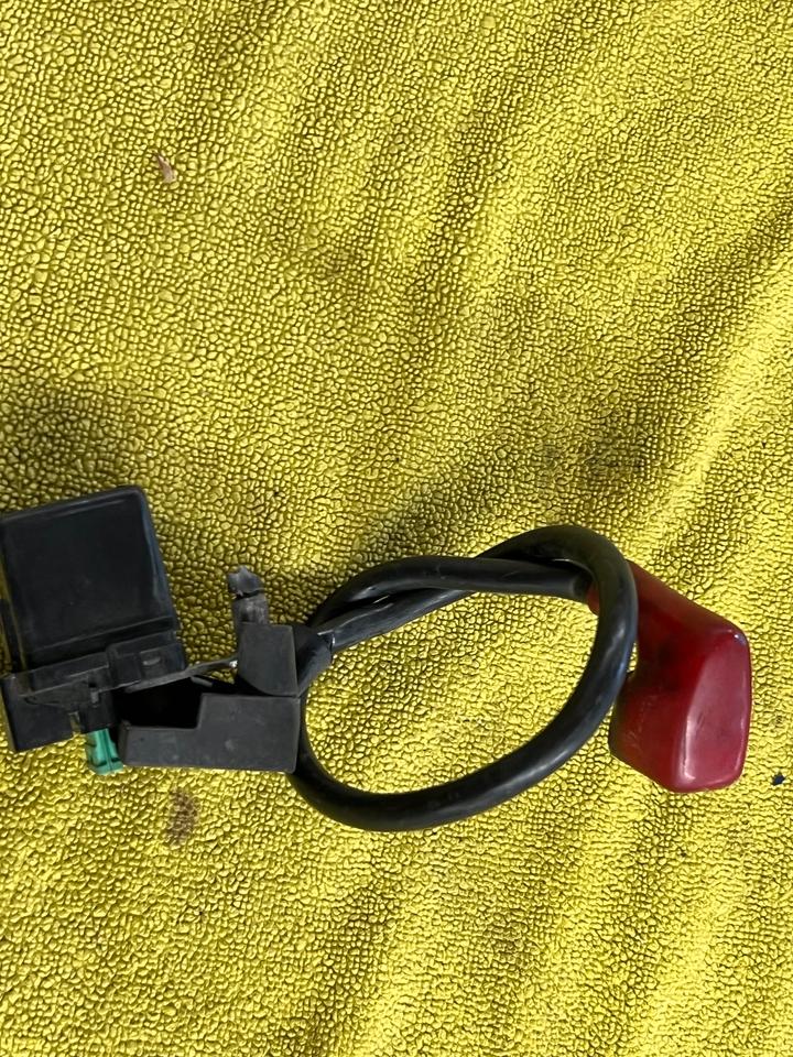 Kawasaki Z 1000 Anlasser Relais 15€