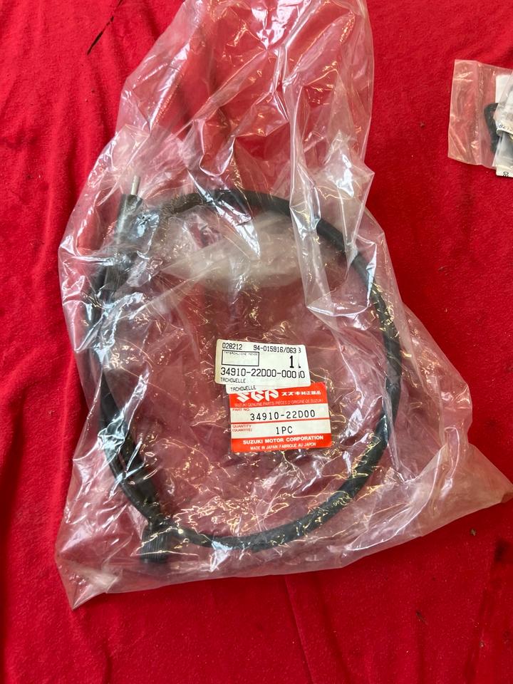 Suzuki RGV 250 tachowelle neu 34910-22D00-000